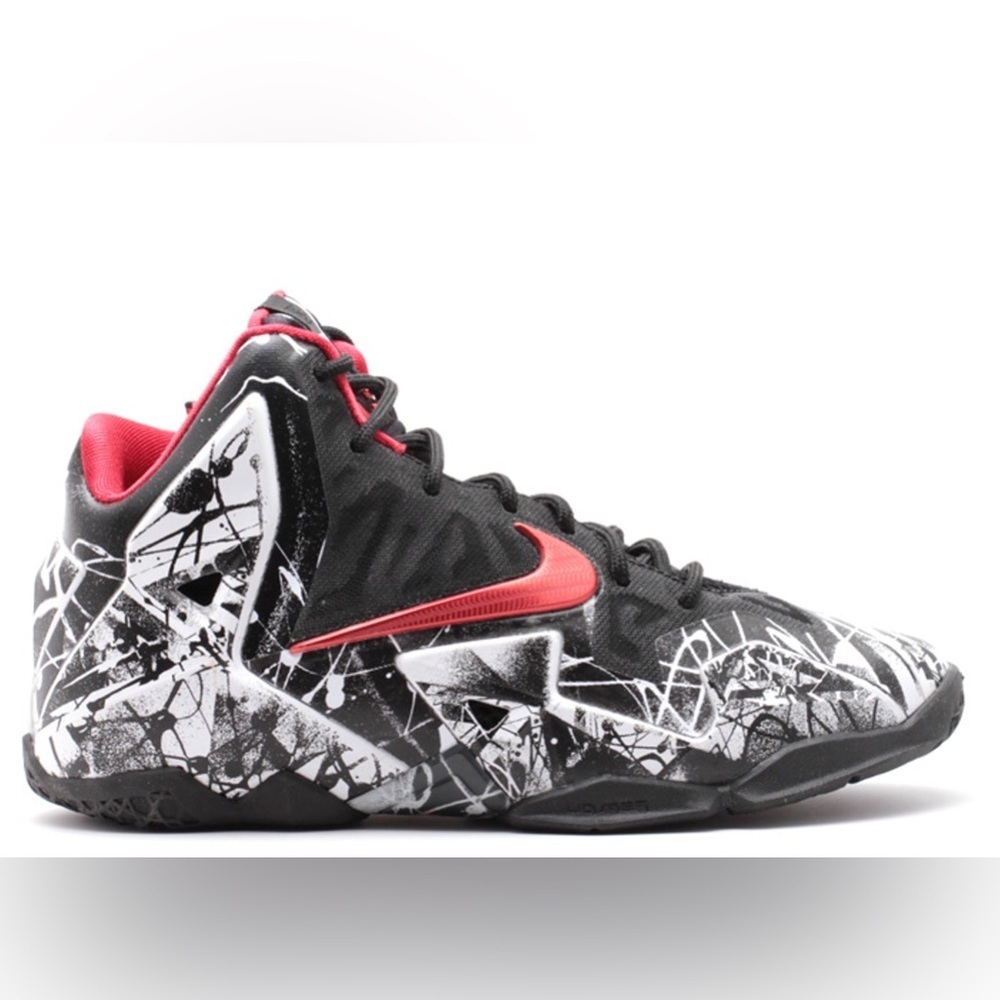Sz 6.5 Lebron James like new
